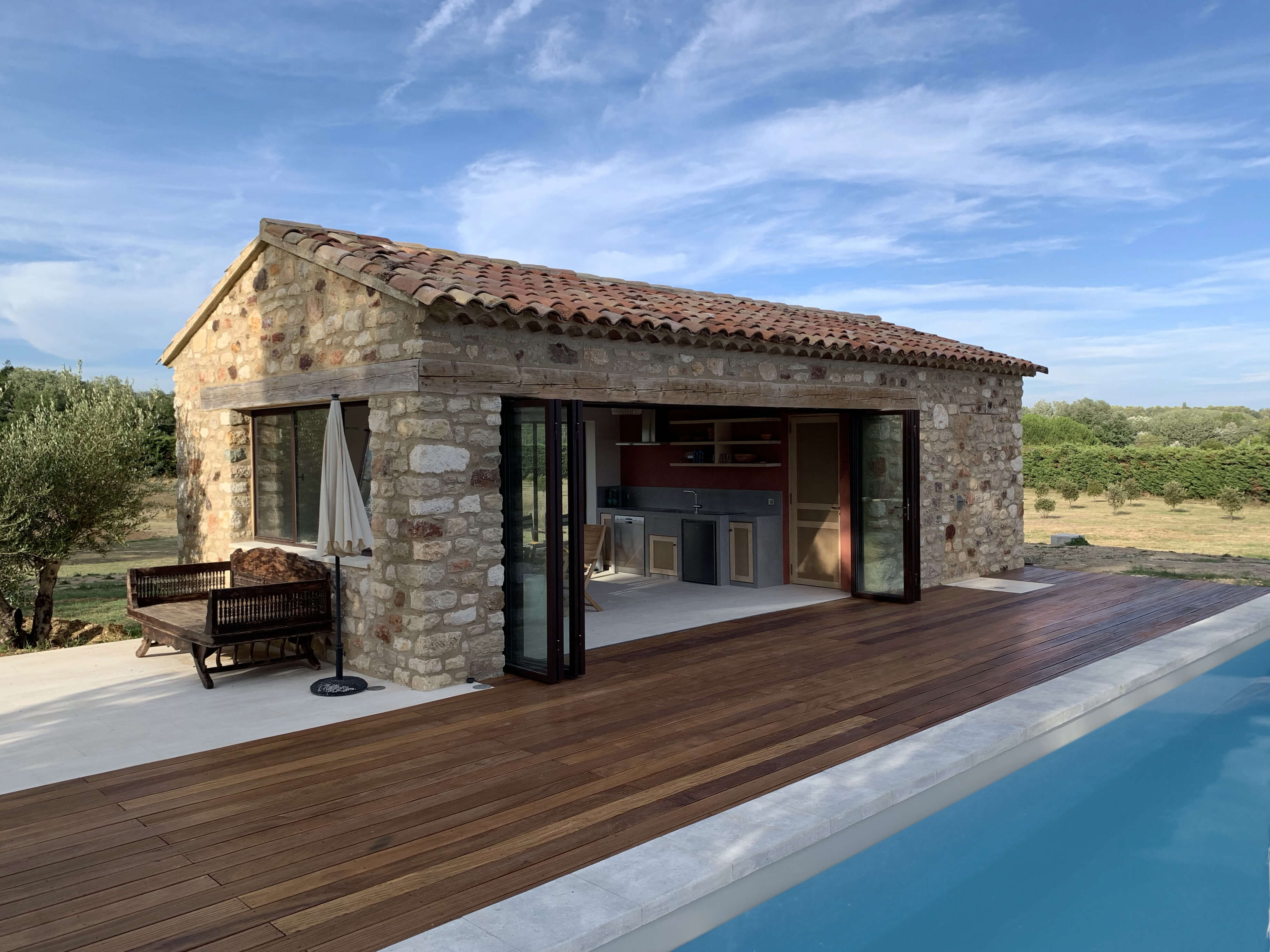 R alisation D un Pool House Et D une Piscine Roussillon Atelier Une 